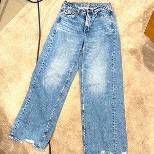 American eagle super high rise baggy wide leg women’s jeans size 2